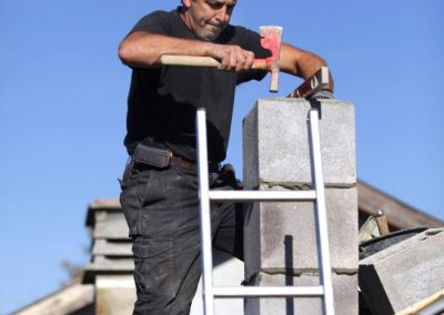 Réparation sur un toit endommagée à Laval - Réparation toiture urgence (toiture à Laval)